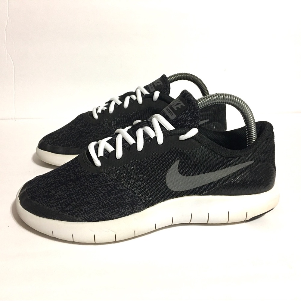 Nike Boys Running Sneakers Shoes Youth Size 6 Y